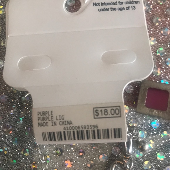 Beautiful Necklace-Bib-Like - Picture 4 of 4